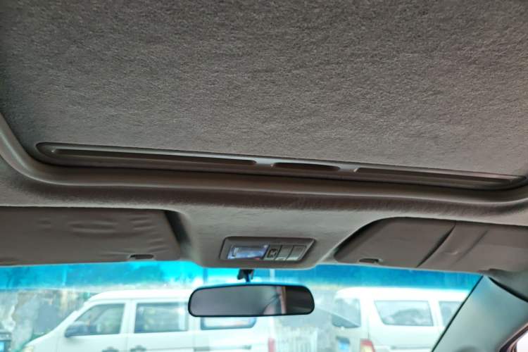 Used CHANGAN CX20 2014 1.4L IMT Sunroof Navigation Version China IV Standard Headliner