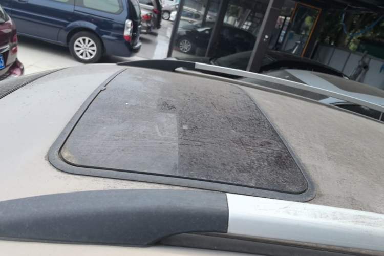 Used CHANGAN CX20 2014 1.4L Manual Sunroof Navigation Version – China IV Standard Roof