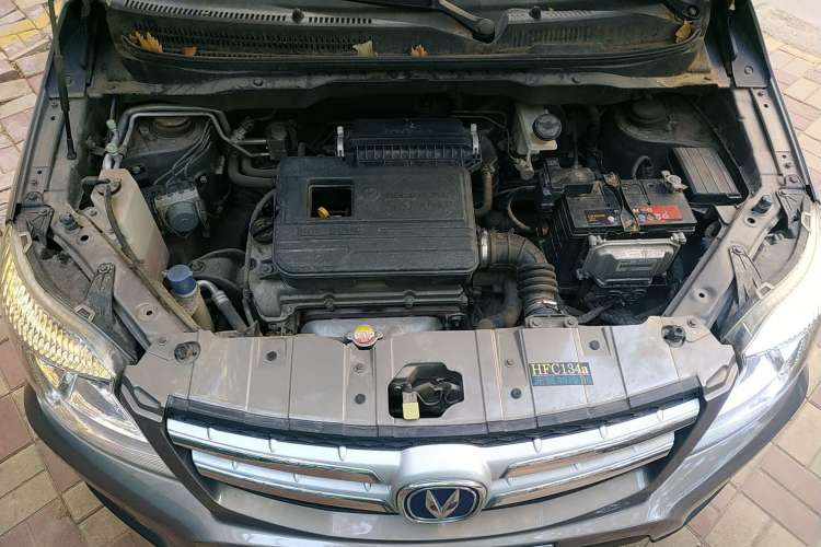 Used CHANGAN CX20 2014 1.4L Manual Sunroof Navigation Version – China IV Standard Engine Bay