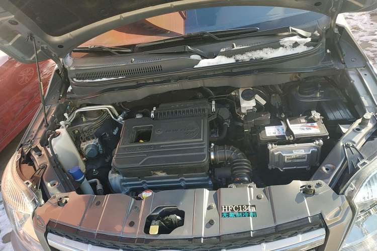 Used CHANGAN CX20 2014 1.4L Manual Sport Version China IV Standard Engine Bay