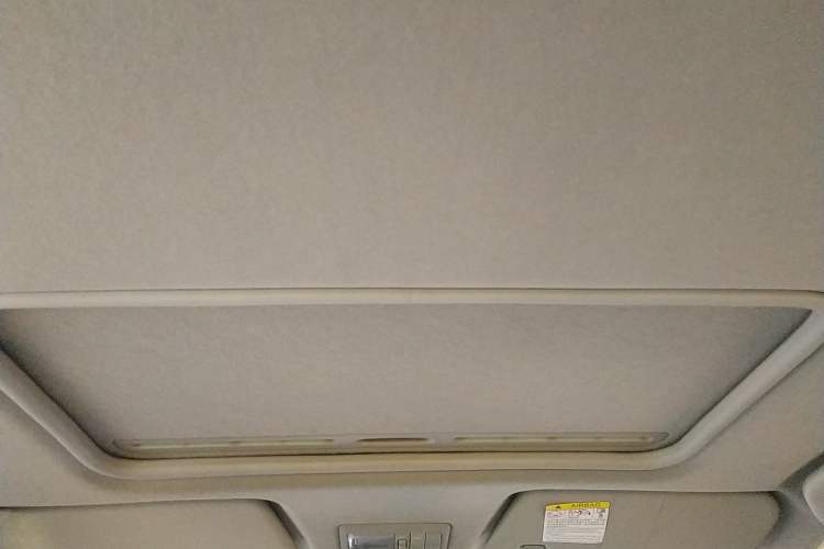 Used CHANGAN CX20 2014 1.4L Manual Sunroof Navigation Version – China IV Standard Headliner