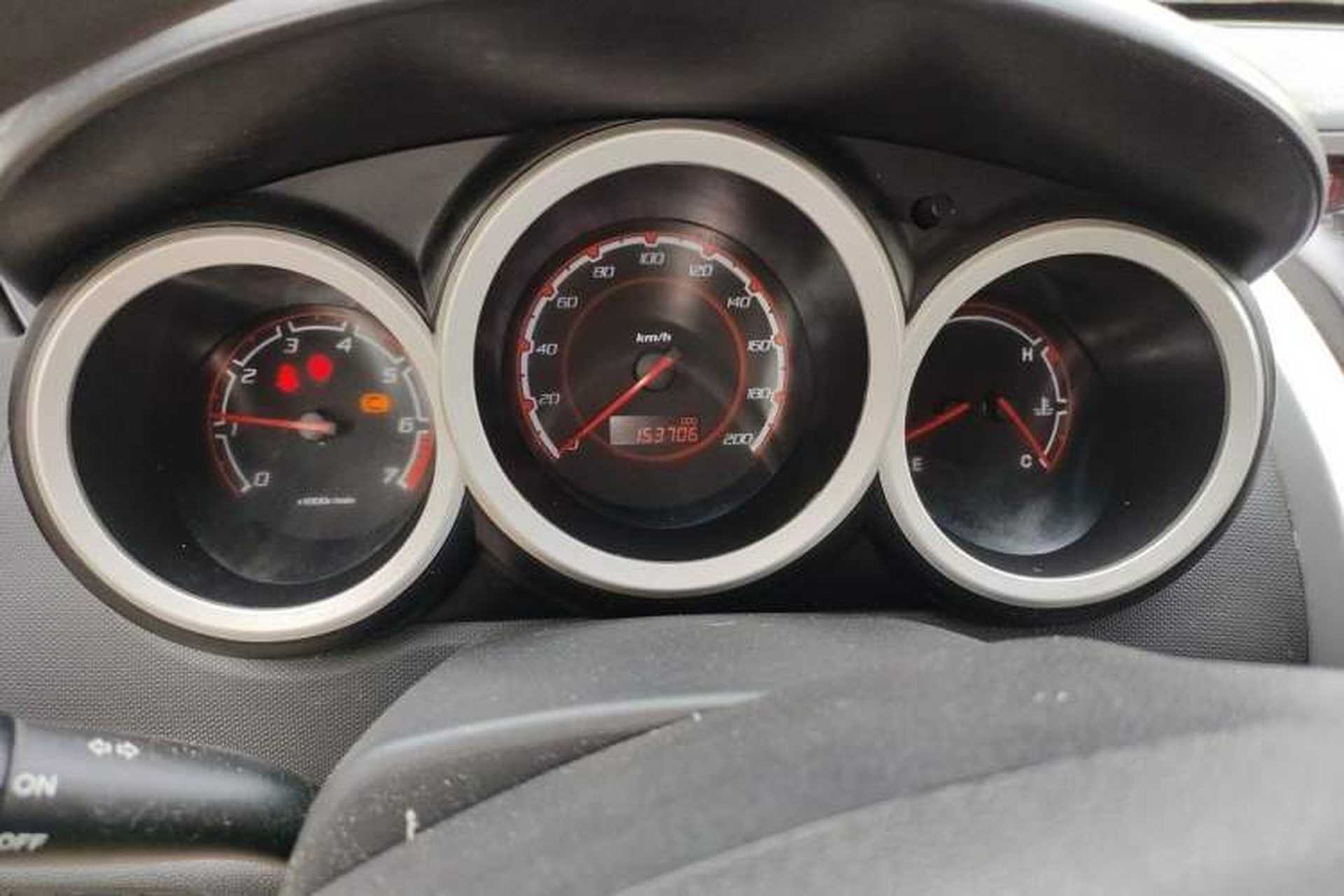 Used CHANGAN CX20 2014 1.4L Manual Sunroof Navigation Version – China IV Standard Instrument Cluster
