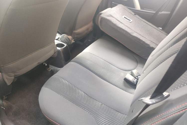 Used CHANGAN CX20 2014 1.4L Manual Sport Version China IV Standard Left Rear Seat