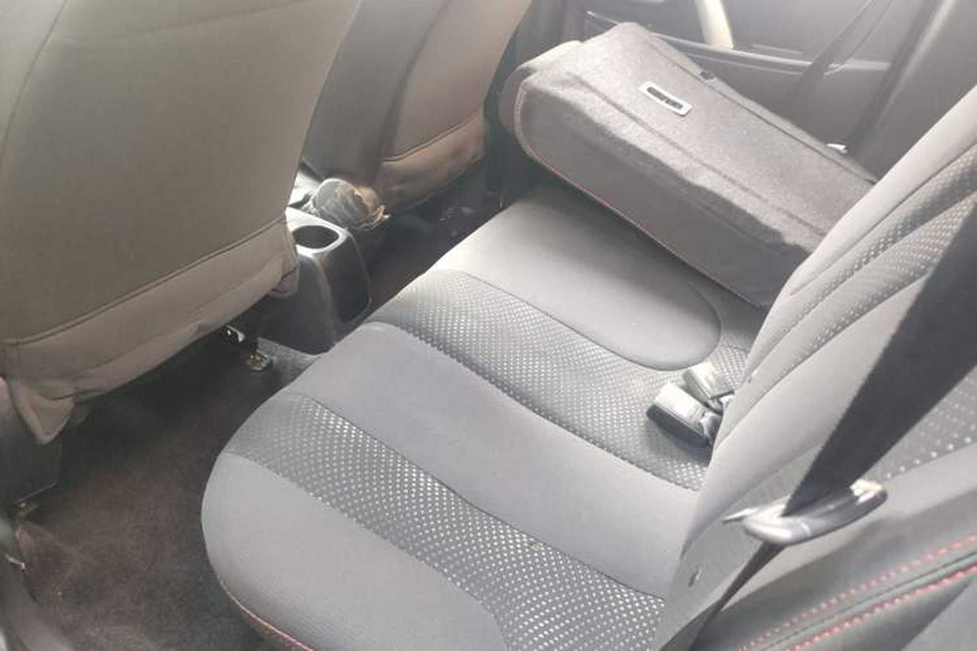 Used CHANGAN CX20 2014 1.4L Manual Sport Version China IV Standard Left Rear Seat