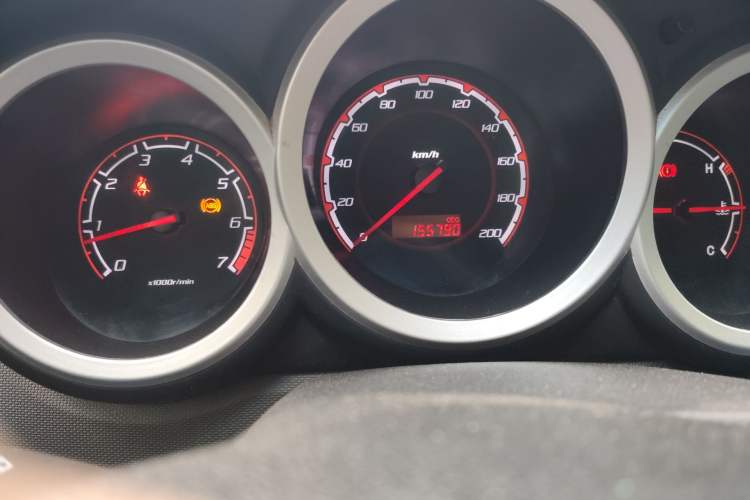 Used CHANGAN CX20 2014 1.4L Manual Sport Version China IV Standard Odometer Close Up