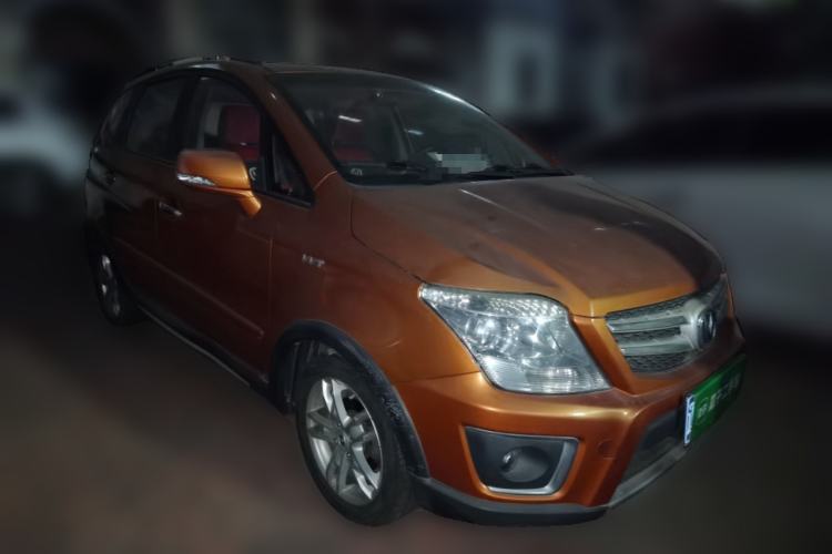 Used CHANGAN CX20 2014 1.4L IMT Sunroof Navigation Version China IV Standard Front Right 45 Deg