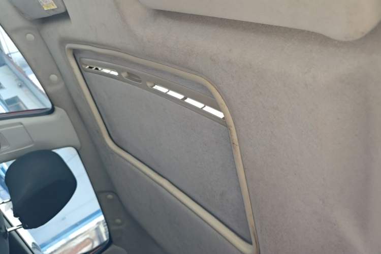 Used CHANGAN CX20 2014 1.4L IMT Sunroof Navigation Version China IV Standard Headliner