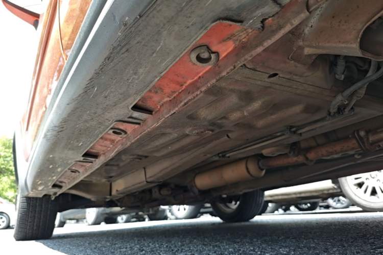 Used CHANGAN CX20 2014 1.4L IMT Sunroof Navigation Version China IV Standard Left Side Sill