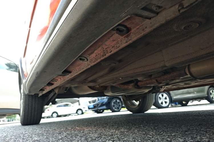 Used CHANGAN CX20 2014 1.4L IMT Sunroof Navigation Version China IV Standard Right Side Sill