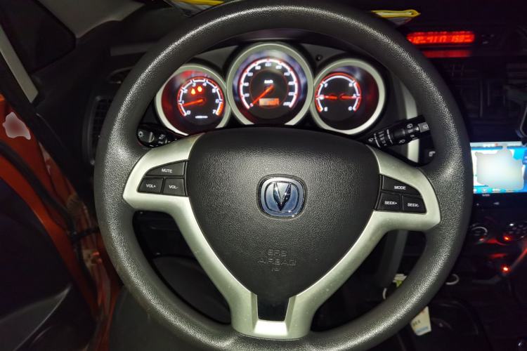 Used CHANGAN CX20 2014 1.4L IMT Sunroof Navigation Version China IV Standard Steering Wheel