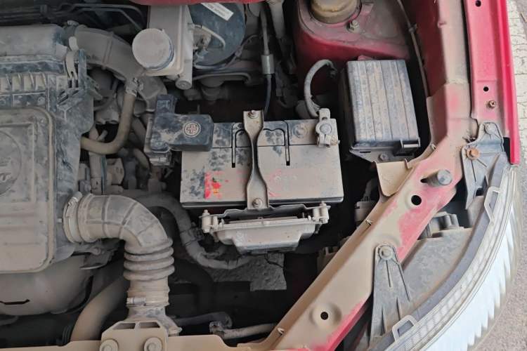 Used CHANGAN CX20 2014 1.4L Manual Sport Version China IV Standard Engine Bay Left