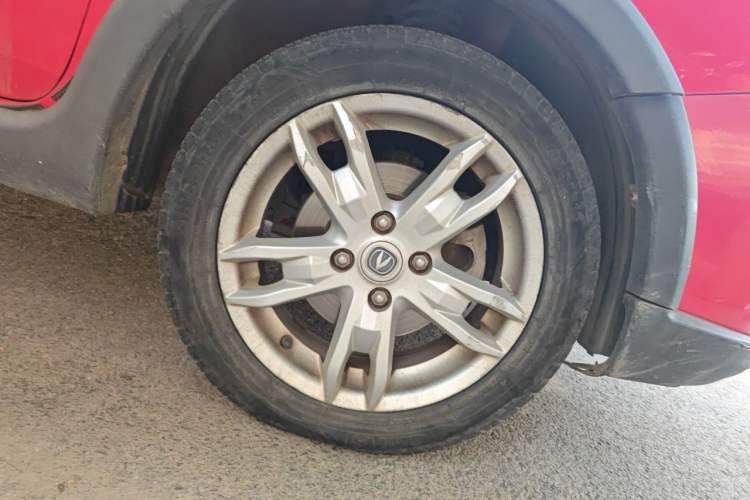 Used CHANGAN CX20 2014 1.4L Manual Sport Version China IV Standard Right Front Wheel Hub