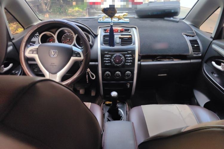 Used CHANGAN CX20 2014 1.4L Manual Sport Edition China V Standard Center Console