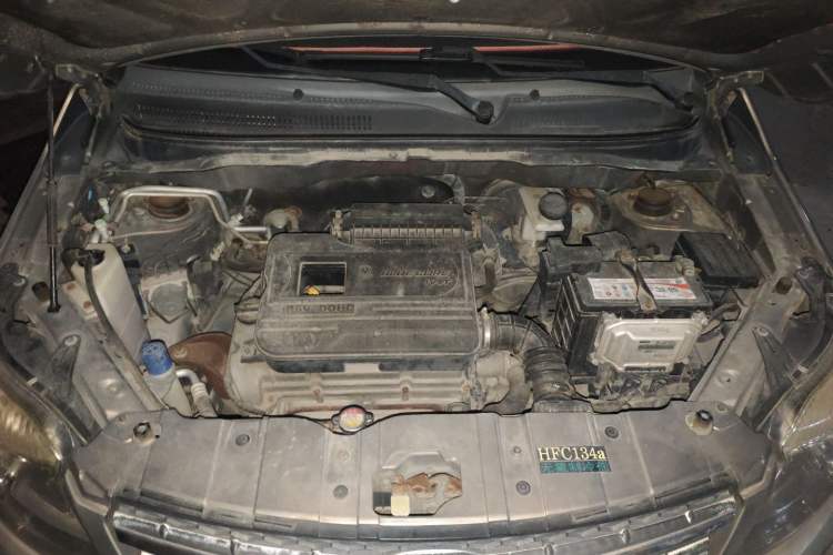 Used CHANGAN CX20 2014 1.4L Manual Sport Version China IV Standard Engine Bay