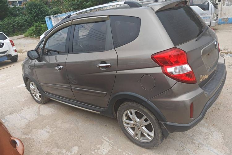 Used CHANGAN CX20 2014 1.4L Manual Sunroof Navigation Version China V Standard Exterior 5