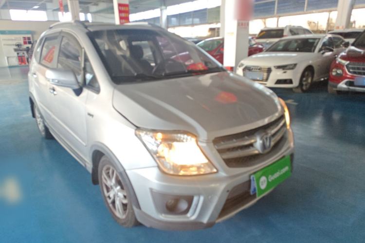 Used CHANGAN CX20 2014 1.4L IMT Sunroof Navigation Version China IV Standard Front Right 45 Deg