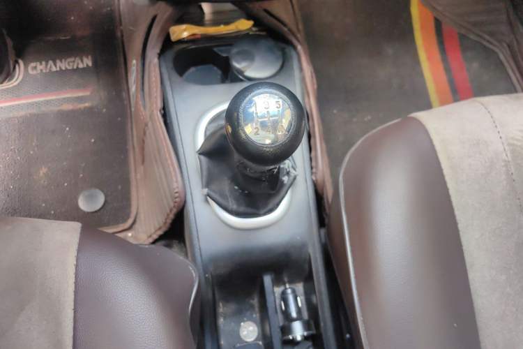 Used CHANGAN CX20 2014 1.4L Manual Sport Edition China V Standard Gear Lever