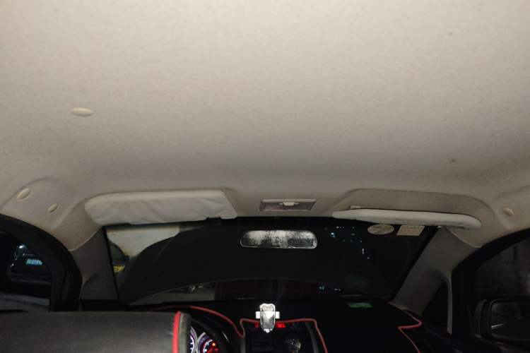 Used CHANGAN CX20 2014 1.4L Manual Sport Version China IV Standard Headliner