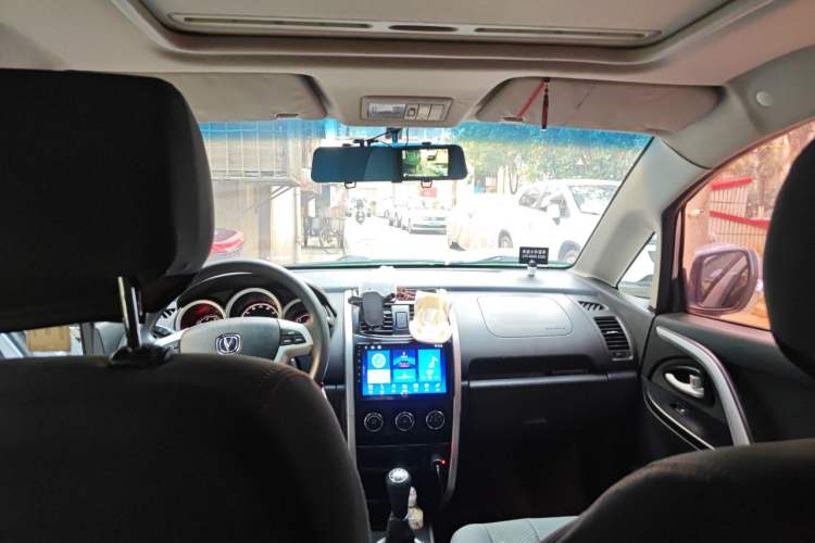 Used CHANGAN CX20 2014 1.4L Manual Sunroof Navigation Version – China IV Standard Headliner