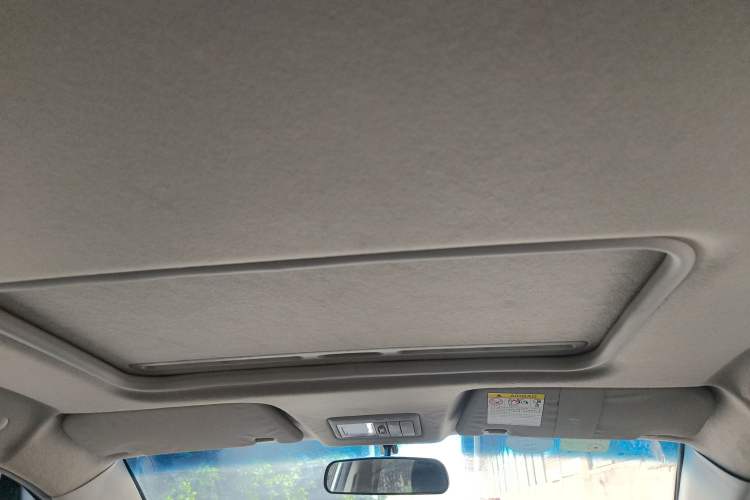 Used CHANGAN CX20 2014 1.4L Manual Sunroof Navigation Version China V Standard Headliner