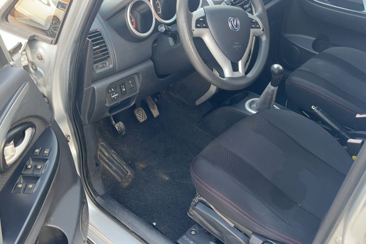 Used CHANGAN CX20 2014 1.4L Manual Sport Version China IV Standard Interior 2