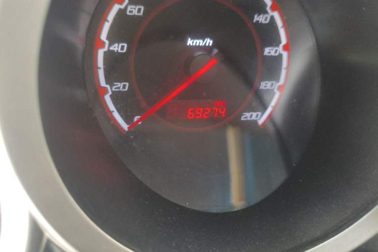 Used CHANGAN CX20 2014 1.4L Manual Sunroof Navigation Version China V Standard Odometer Close Up