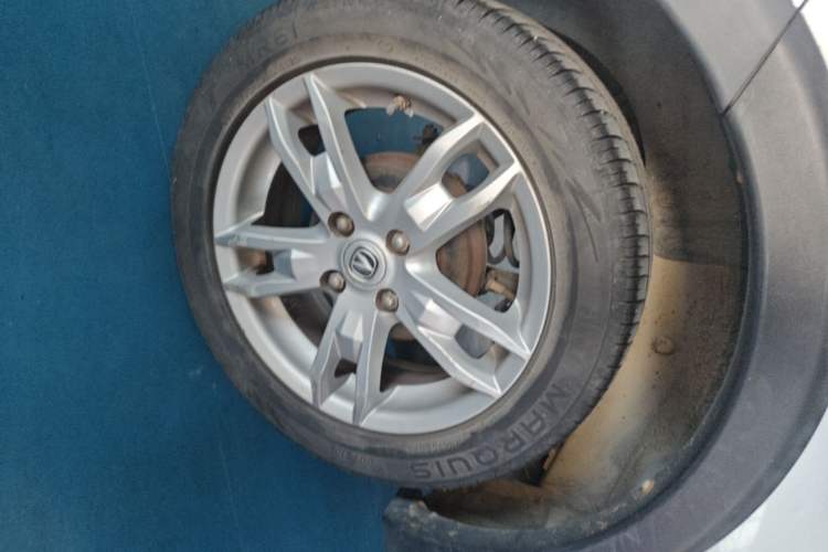 Used CHANGAN CX20 2014 1.4L IMT Sunroof Navigation Version China IV Standard Right Rear Wheel Hub
