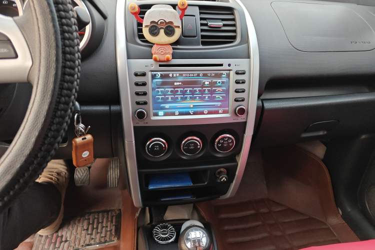 Used CHANGAN CX20 2014 1.4L Manual Sport Version China IV Standard Audio And AC Panel
