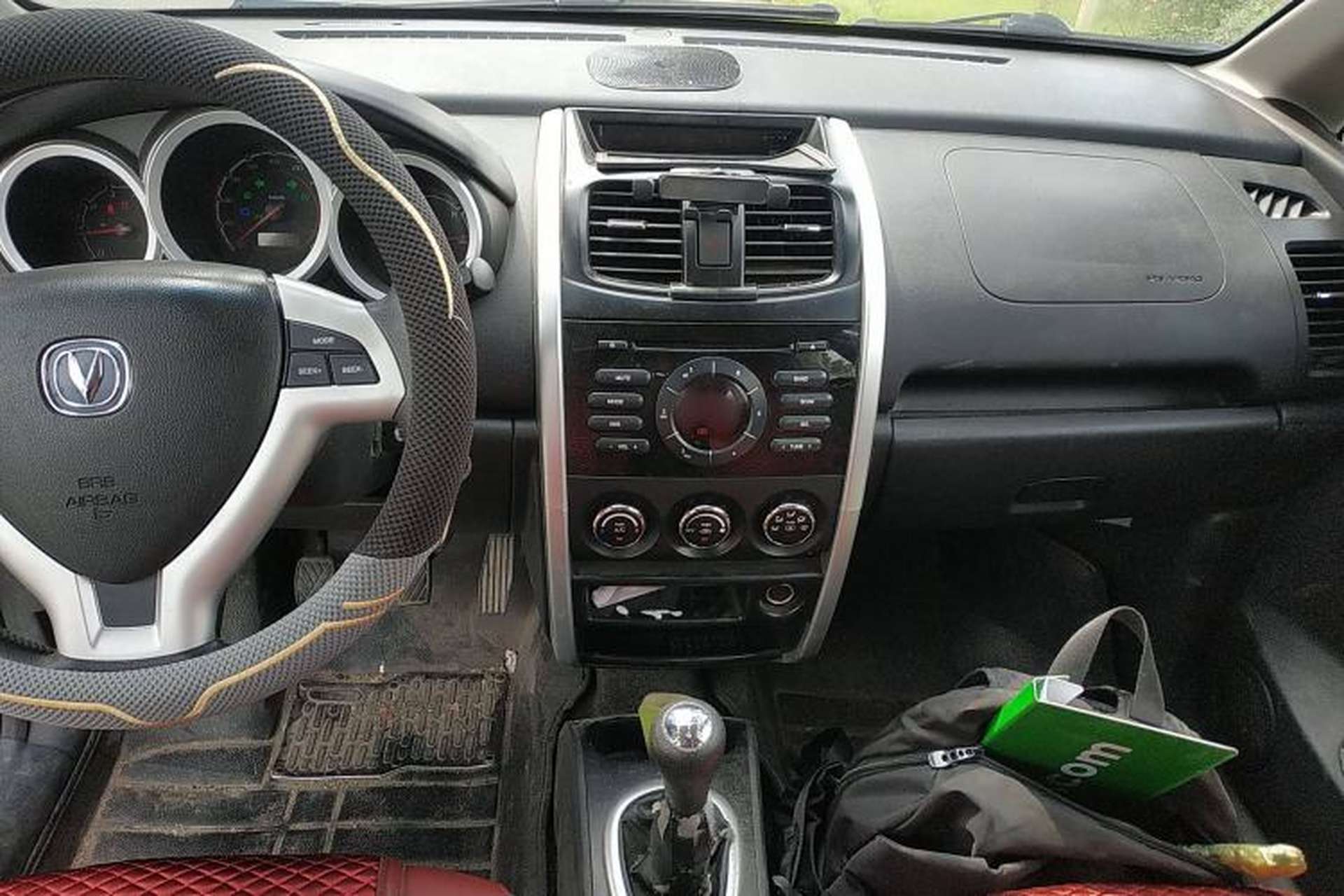 Used CHANGAN CX20 2014 1.4L Manual Sport Edition China V Standard Audio And AC Panel