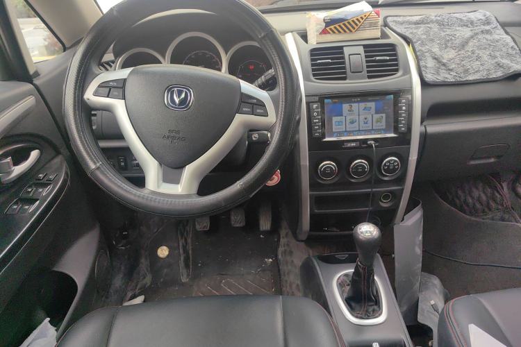 Used CHANGAN CX20 2014 1.4L Manual Sunroof Navigation Version – China IV Standard Center Console