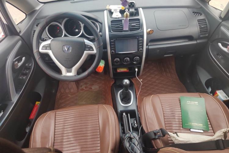 Used CHANGAN CX20 2014 1.4L Manual Sport Edition China V Standard Center Console