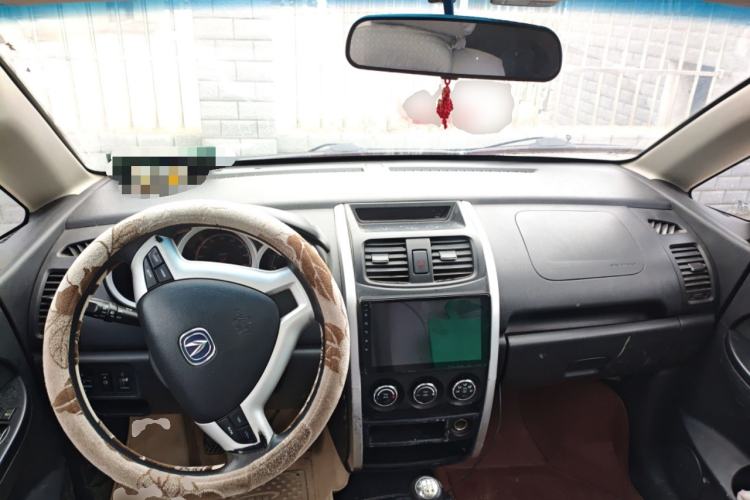 Used CHANGAN CX20 2014 1.4L Manual Sunroof Navigation Version – China IV Standard Center Console