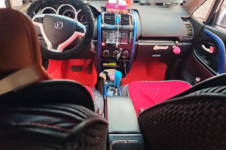 Used CHANGAN CX20 2014 1.4L IMT Sunroof Navigation Version China IV Standard Center Console