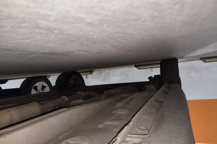 Used CHANGAN CX20 2014 1.4L IMT Sunroof Navigation Version China IV Standard Chassis Front Right