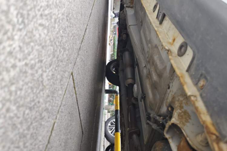 Used CHANGAN CX20 2014 1.4L Manual Sunroof Navigation Version China V Standard Chassis Rear Left