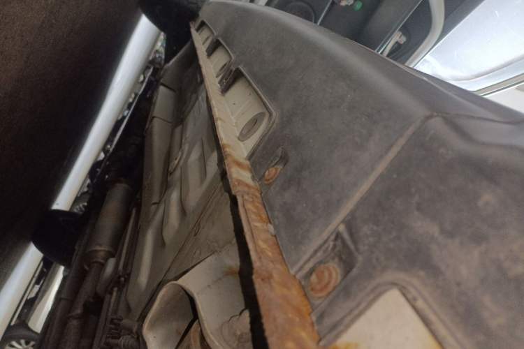 Used CHANGAN CX20 2014 1.4L IMT Sunroof Navigation Version China IV Standard Chassis Rear Left