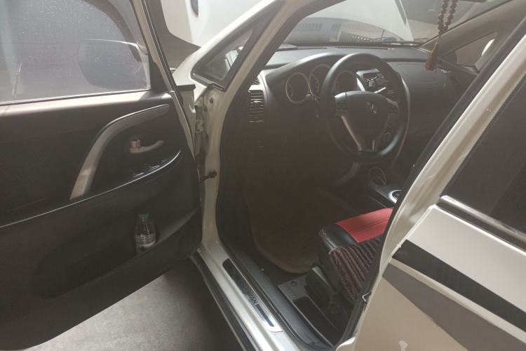 Used CHANGAN CX20 2014 1.4L IMT Sunroof Navigation Version China IV Standard Driver Seat