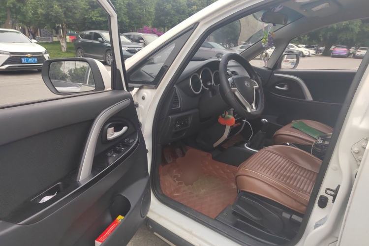 Used CHANGAN CX20 2014 1.4L Manual Sport Edition China V Standard Driver Seat