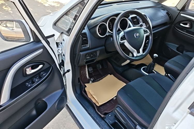 Used CHANGAN CX20 2014 1.4L Manual Sport Edition China V Standard Driver Seat