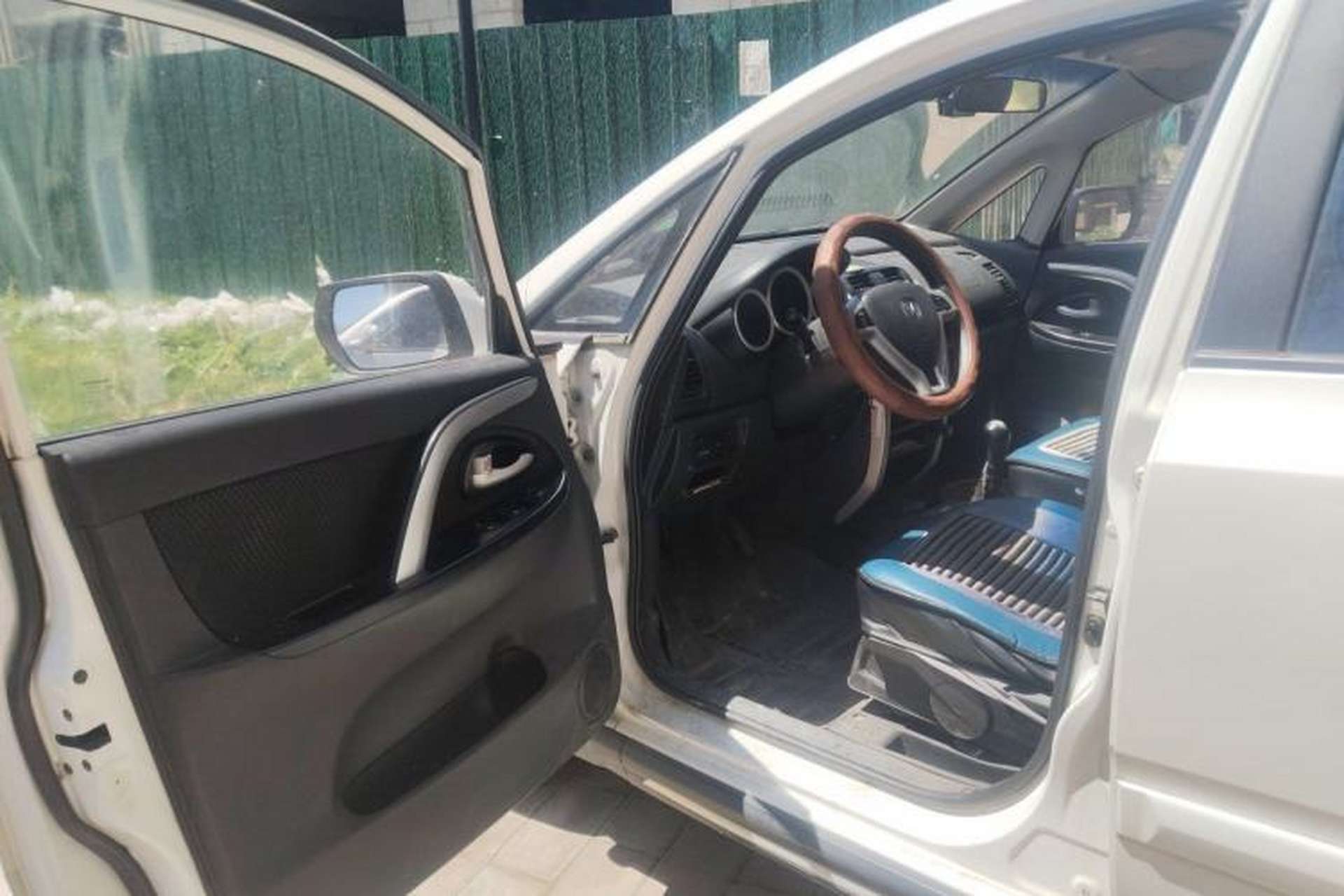 Used CHANGAN CX20 2014 1.4L Manual Sport Version China IV Standard Driver Seat