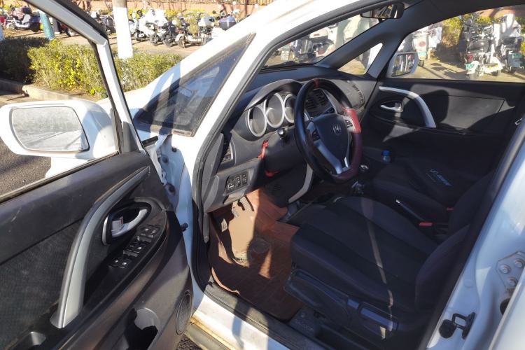 Used CHANGAN CX20 2014 1.4L Manual Sport Version China IV Standard Driver Seat