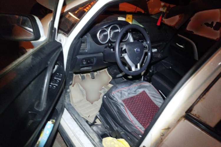 Used CHANGAN CX20 2014 1.4L Manual Sport Version China IV Standard Driver Seat
