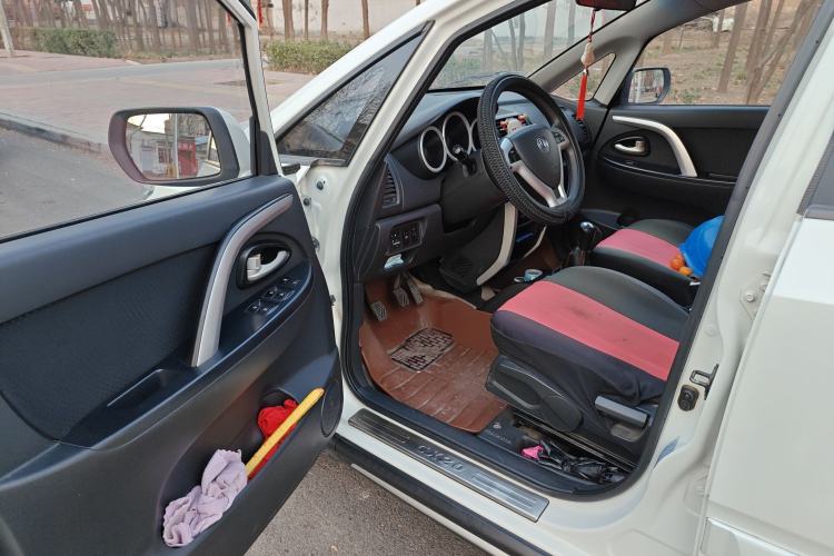 Used CHANGAN CX20 2014 1.4L Manual Sport Version China IV Standard Driver Seat