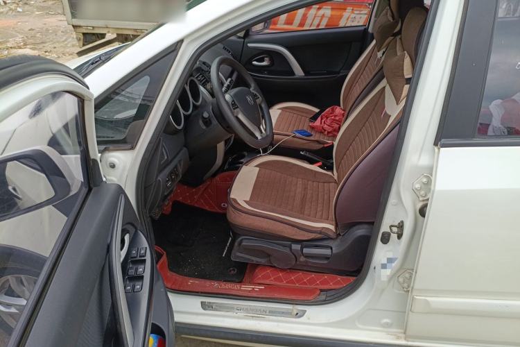 Used CHANGAN CX20 2014 1.4L IMT Sunroof Navigation Version China IV Standard Driver Seat