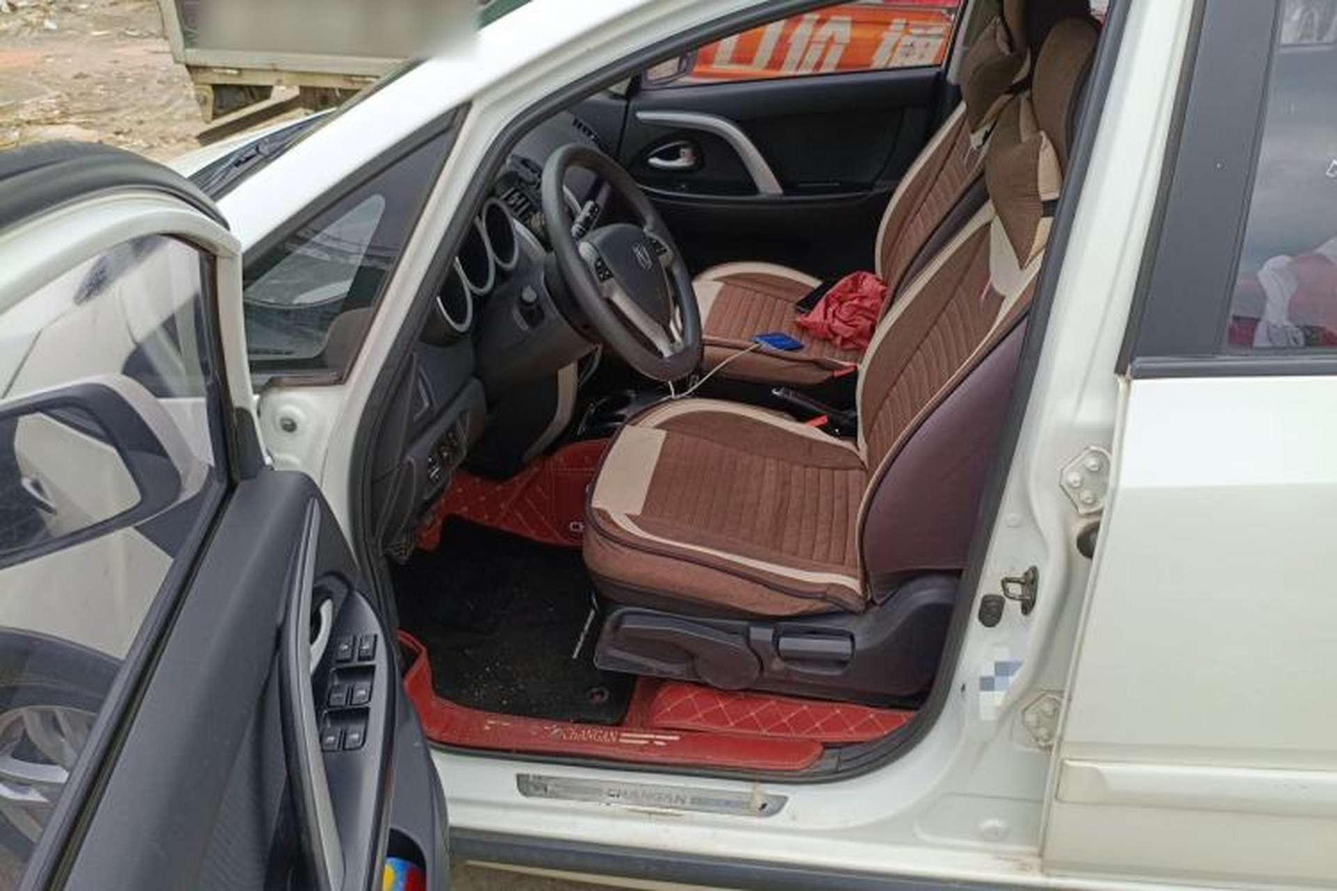 Used CHANGAN CX20 2014 1.4L IMT Sunroof Navigation Version China IV Standard Driver Seat