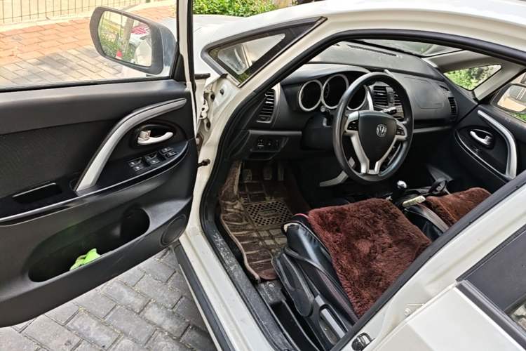 Used CHANGAN CX20 2014 1.4L Manual Sport Edition China V Standard Driver Seat