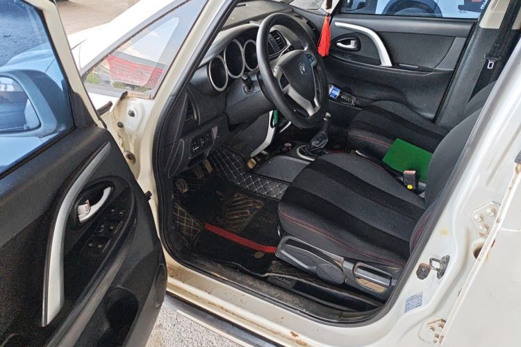 Used CHANGAN CX20 2014 1.4L Manual Sport Edition China V Standard Driver Seat