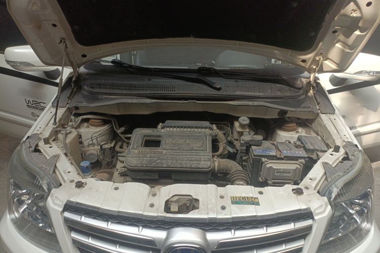 Used CHANGAN CX20 2014 1.4L IMT Sunroof Navigation Version China IV Standard Engine Bay