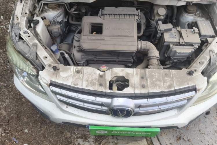 Used CHANGAN CX20 2014 1.4L Manual Sunroof Navigation Version – China IV Standard Engine Bay