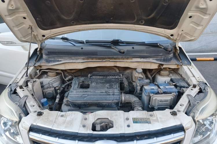 Used CHANGAN CX20 2014 1.4L Manual Sport Version China IV Standard Engine Bay